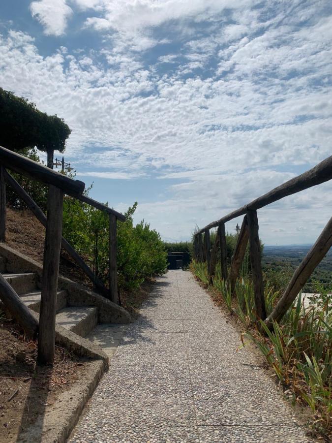 La Dispensa-Bio Agriturismo Panzió Lamporecchio Kültér fotó